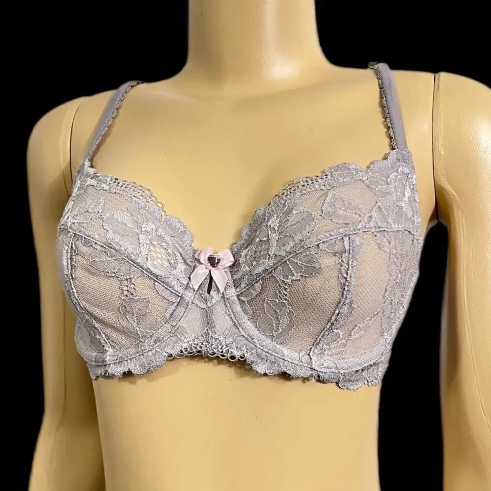 Victoria’s Secret Body by Victorias floral lace Unlined Demi bra gray 32D